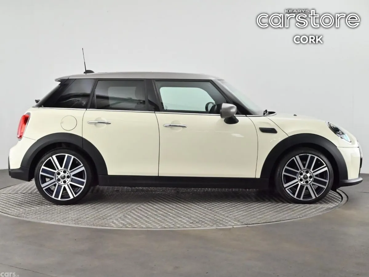 Mini Cooper Hatchback, Petrol, 2022, White