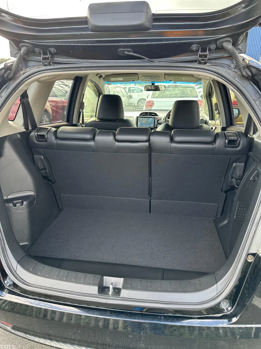 Honda Fit Hatchback, Petrol Hybrid, 2013, Black