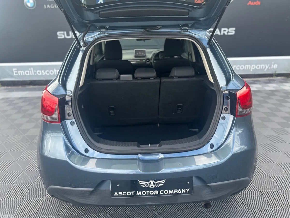 Mazda Demio Hatchback, Petrol, 2015, Blue