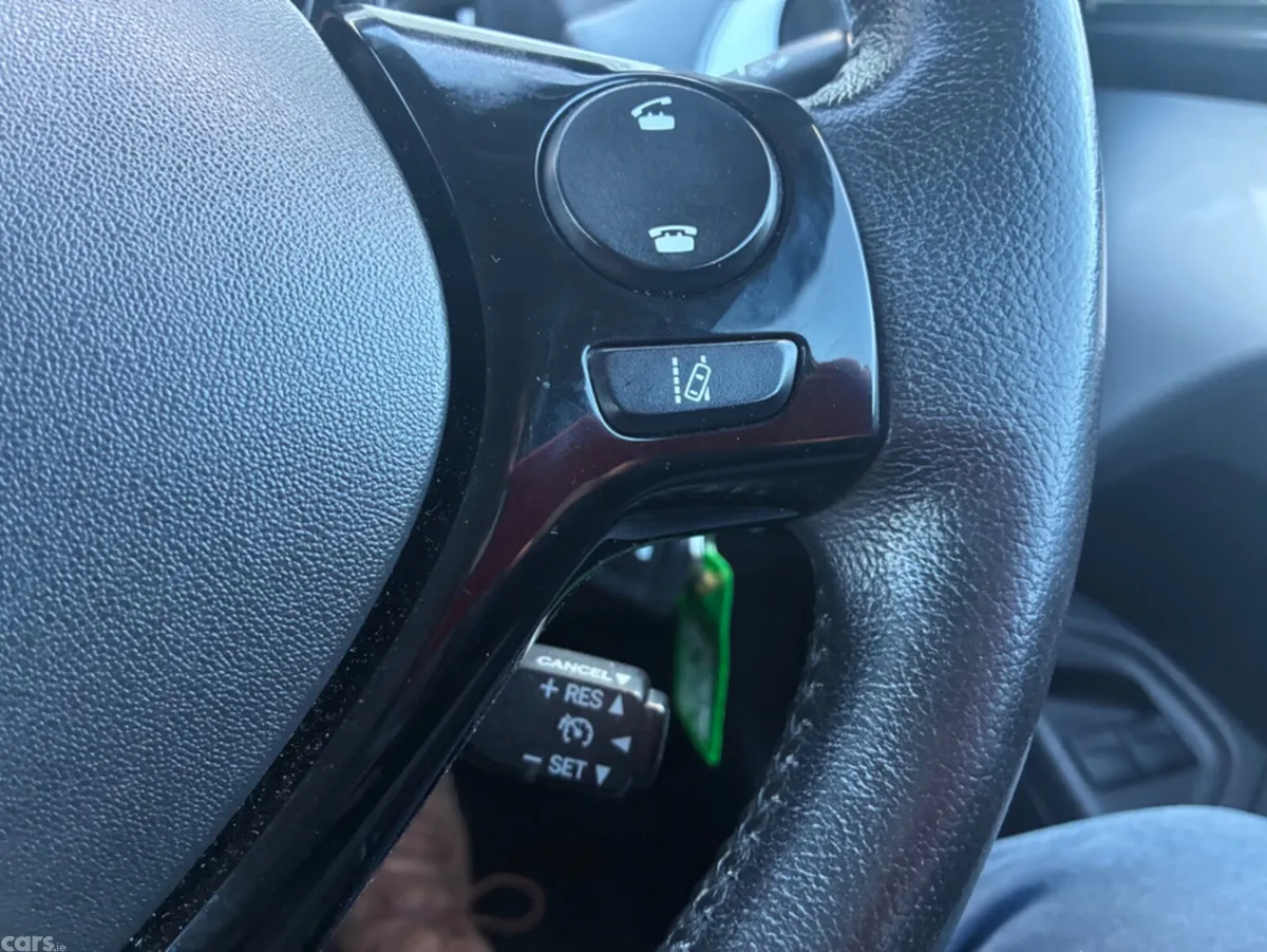 Toyota Aygo Hatchback, Petrol, 2021, Silver