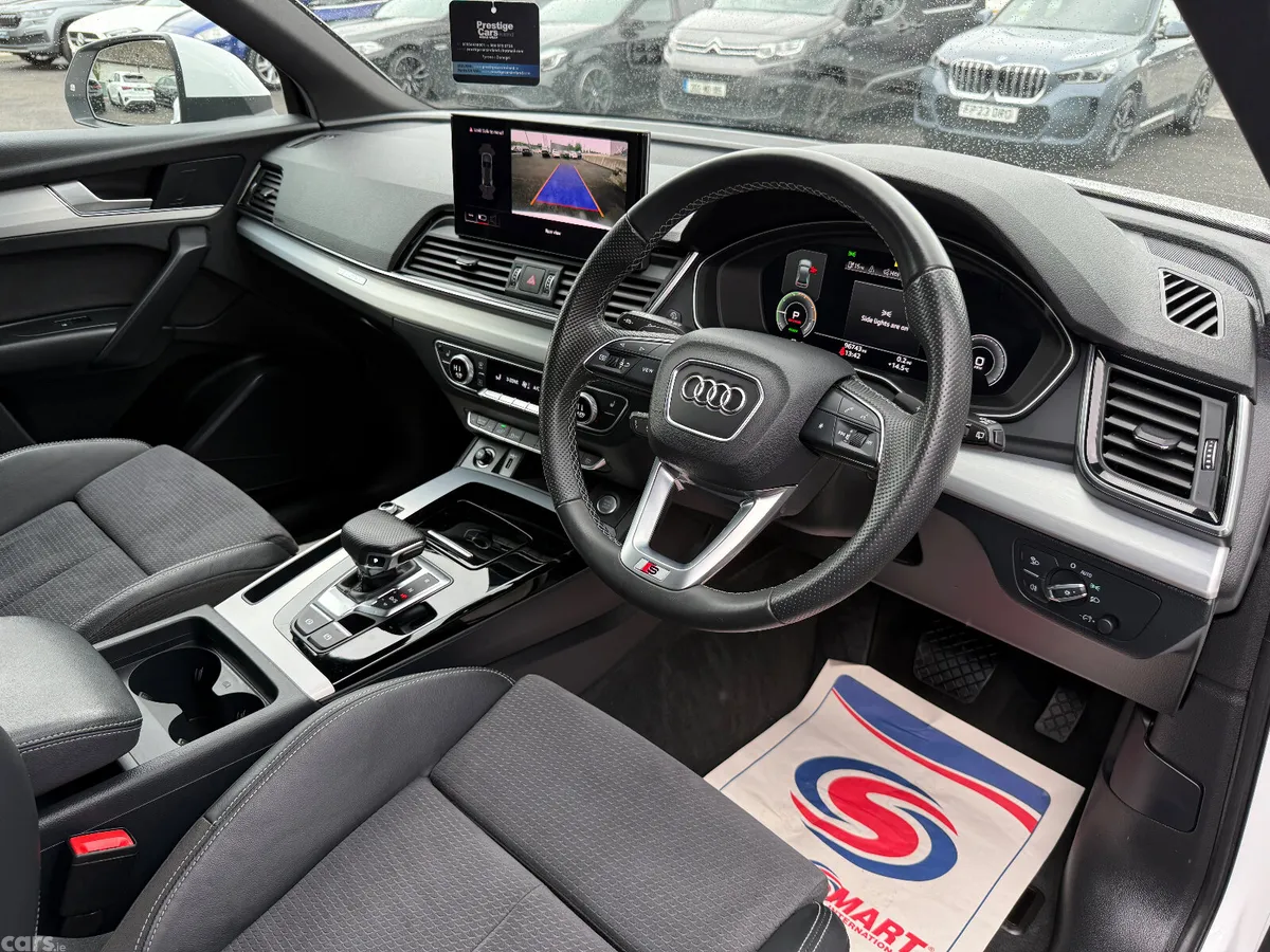 Audi Q5 SUV, Petrol Plug-in Hybrid, 2022, White