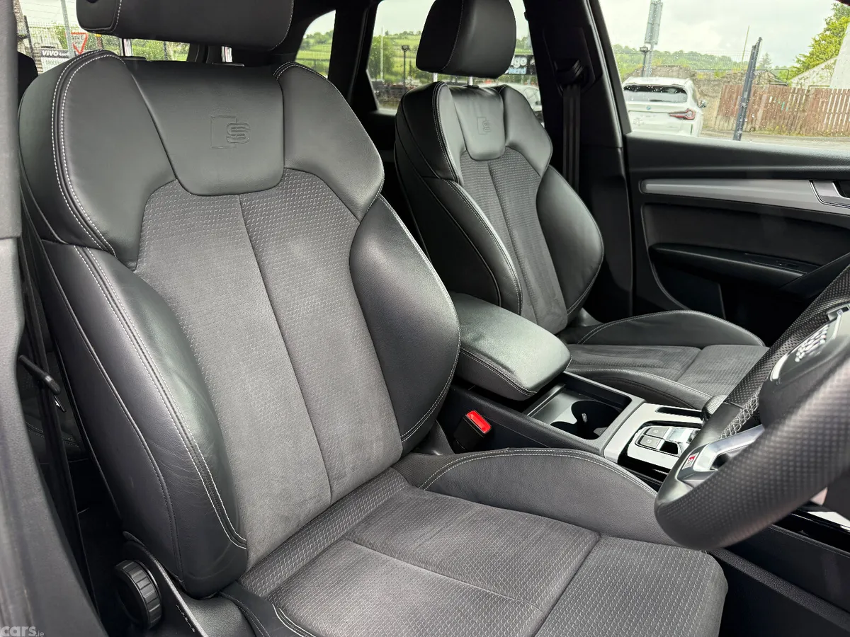 Audi Q5 SUV, Petrol Plug-in Hybrid, 2022, White