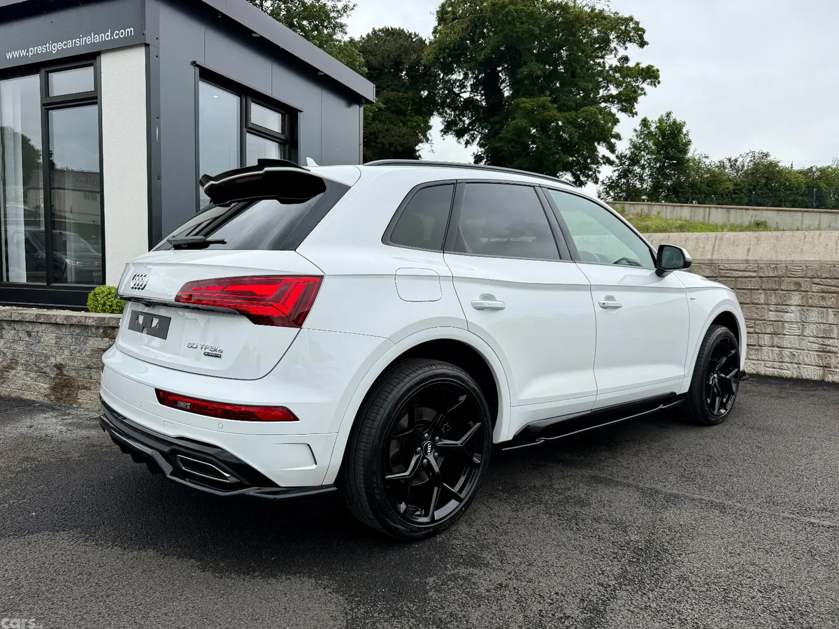 Audi Q5 SUV, Petrol Plug-in Hybrid, 2022, White