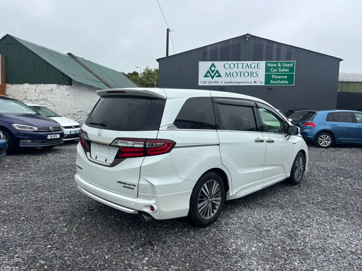 Honda Odyssey MPV, Petrol Hybrid, 2019, White