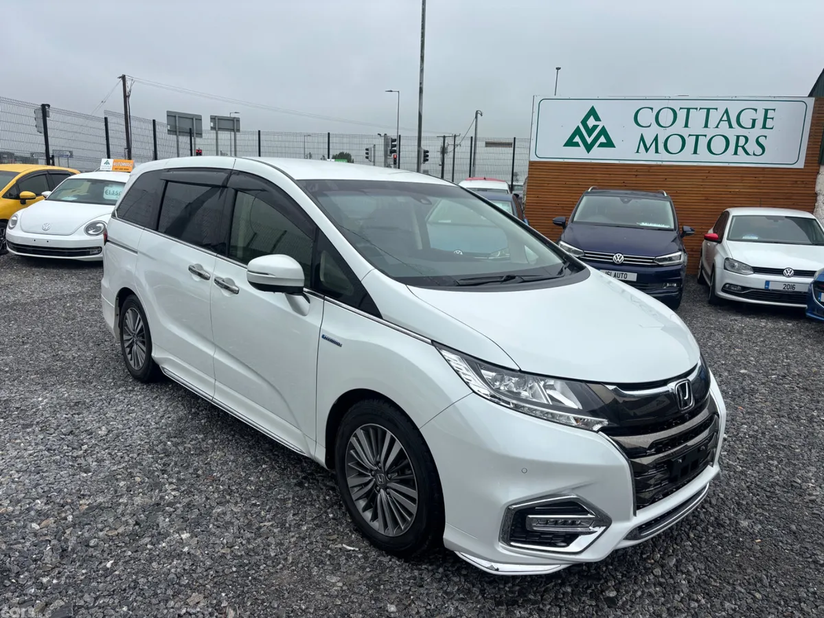 Honda Odyssey MPV, Petrol Hybrid, 2019, White