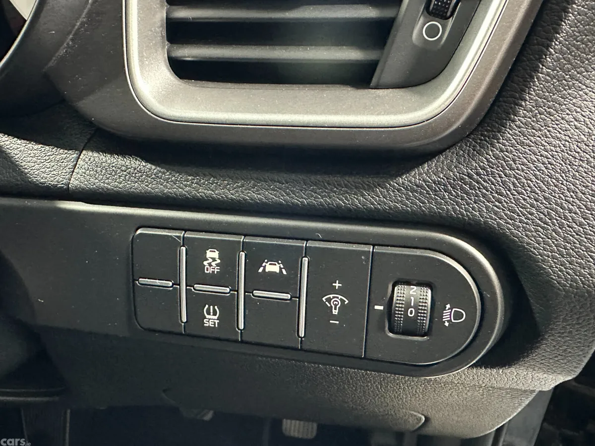 Kia XCeed Hatchback, Petrol, 2020, Black