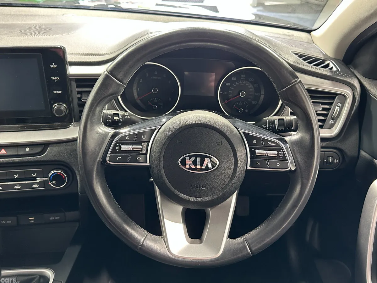 Kia XCeed Hatchback, Petrol, 2020, Black