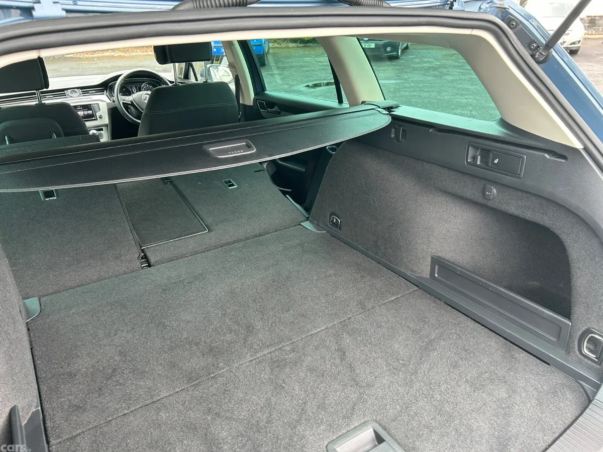 Volkswagen Passat Estate, Diesel, 2016, Blue
