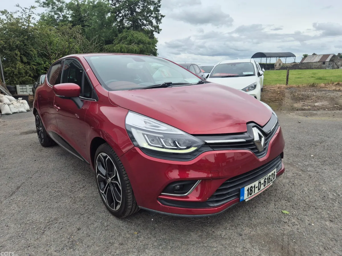 Renault Clio Hatchback, Petrol, 2018, Red