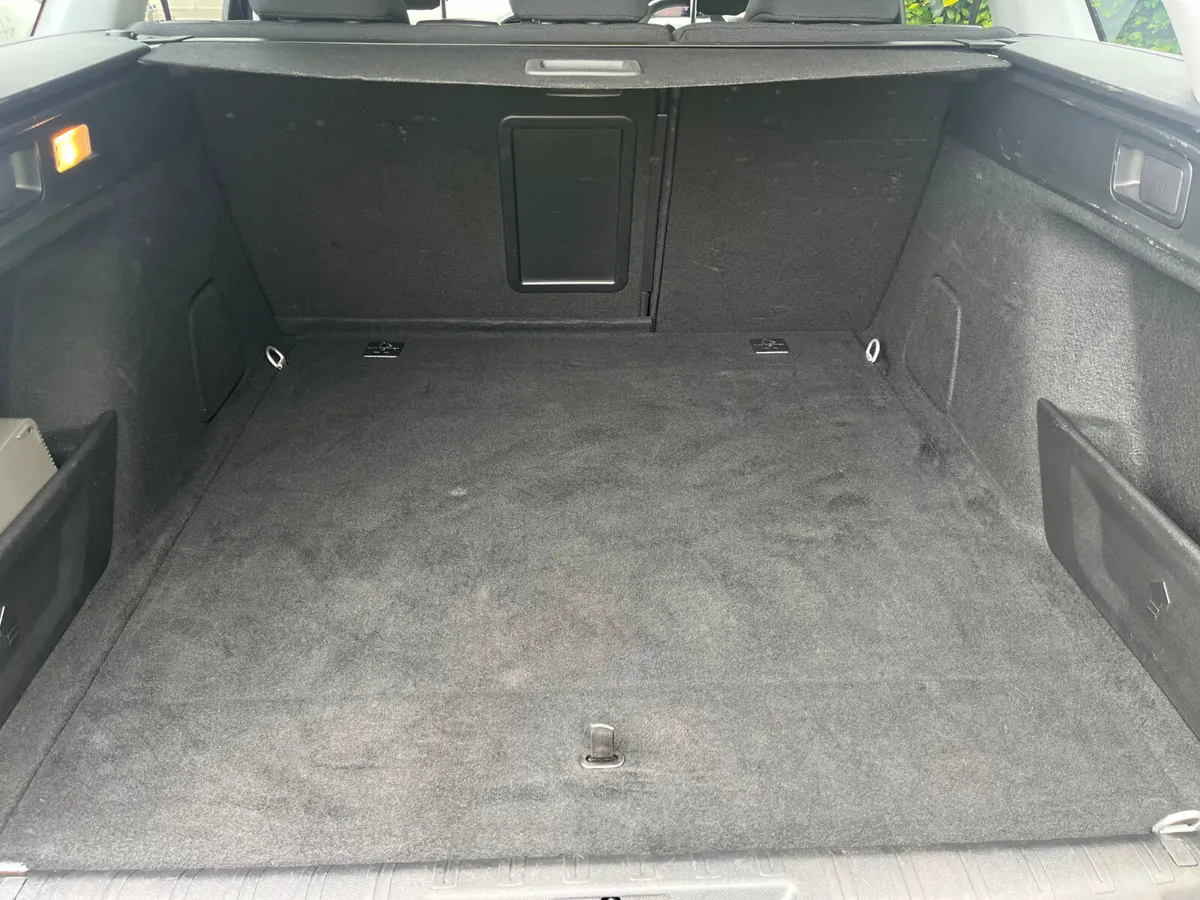 Peugeot 308 Estate, Diesel, 2021, Black