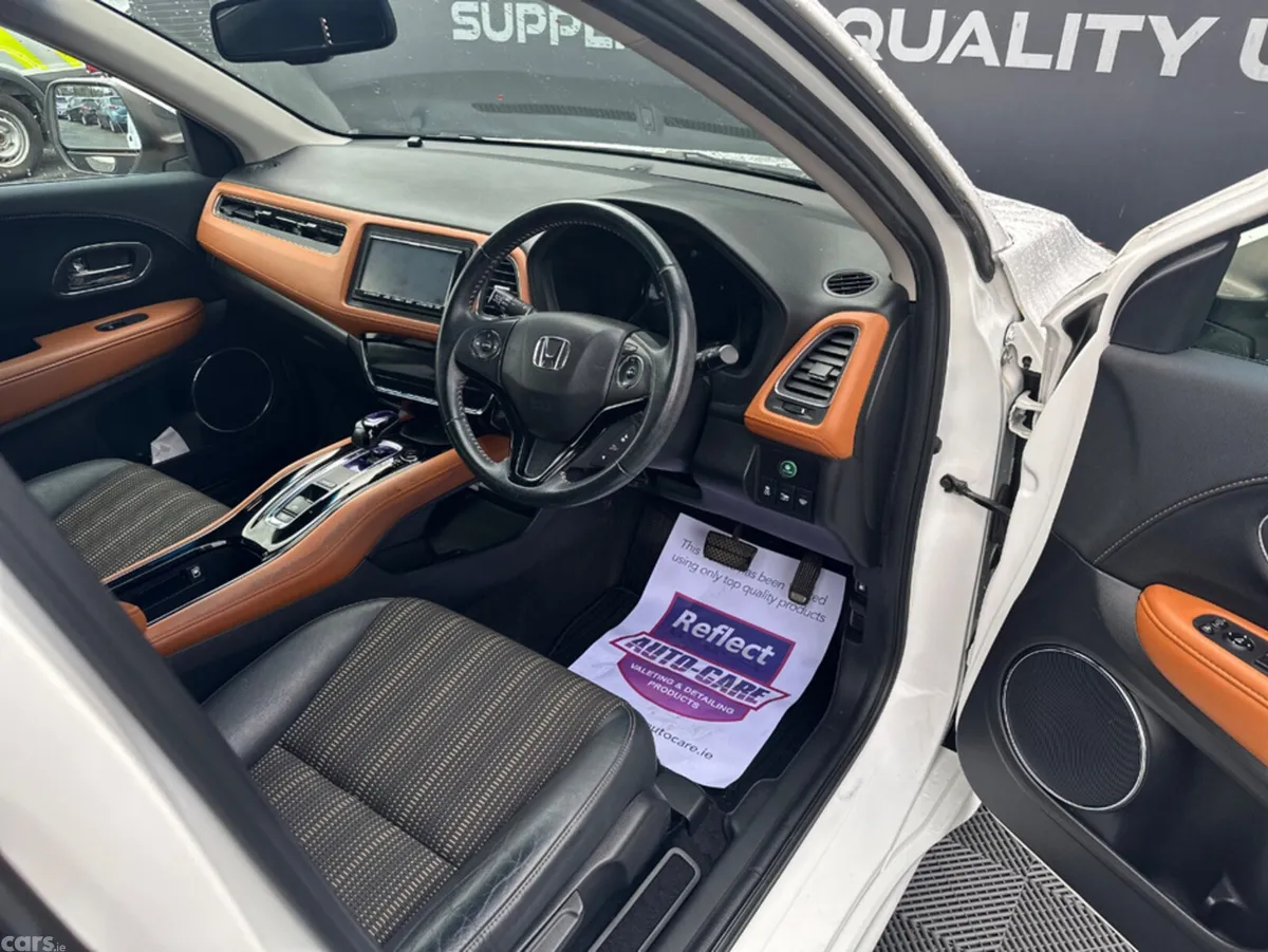 Honda Vezel Hatchback, Petrol Hybrid, 2014, White
