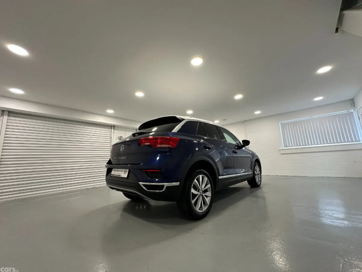 Volkswagen T-Roc SUV, Diesel, 2020, Blue