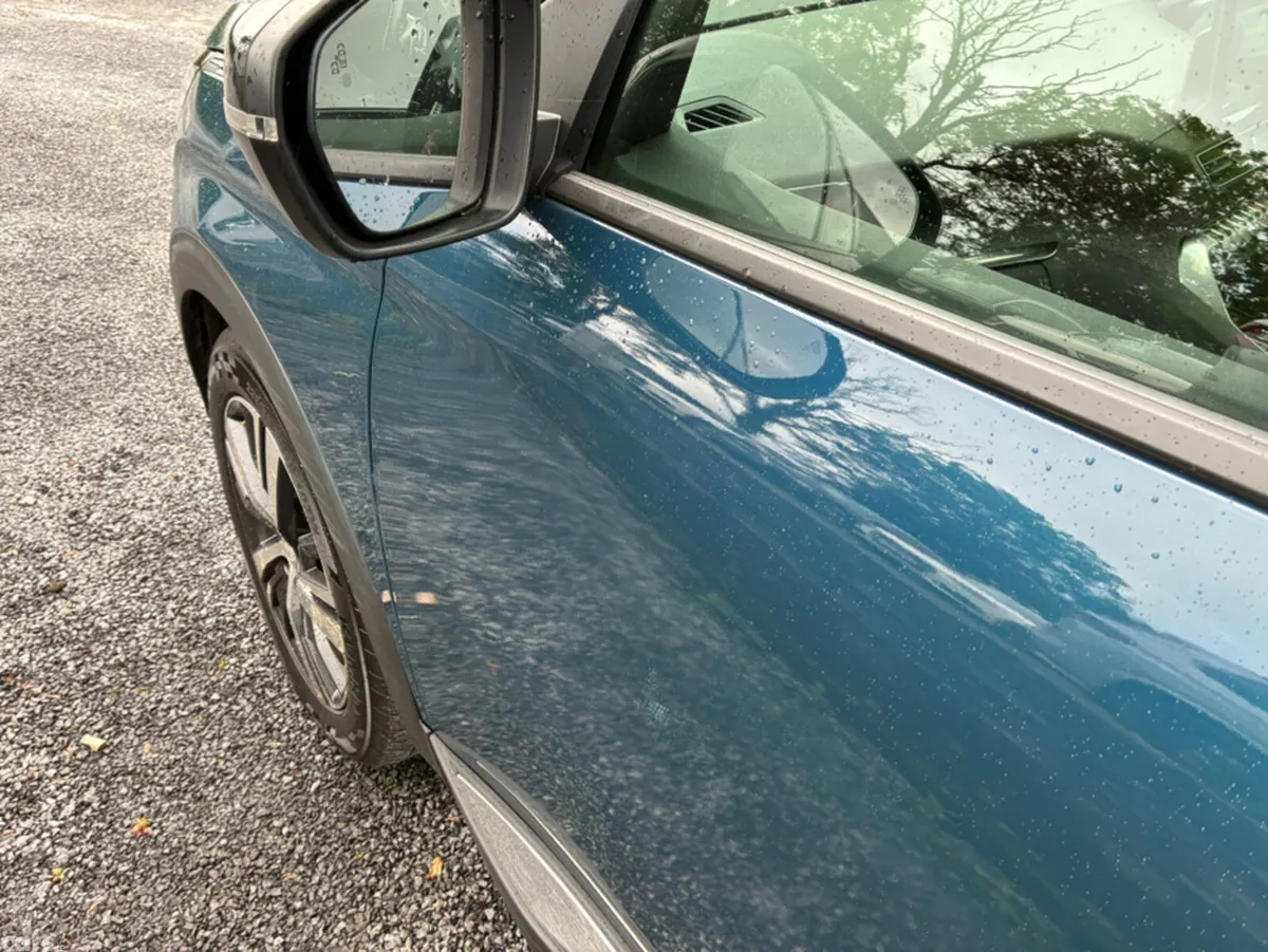 Peugeot 5008 MPV, Diesel, 2023, Blue