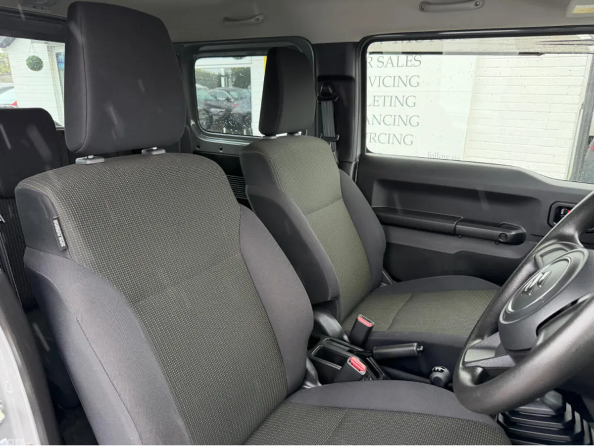 Suzuki Jimny MPV, Petrol, 2023, Grey