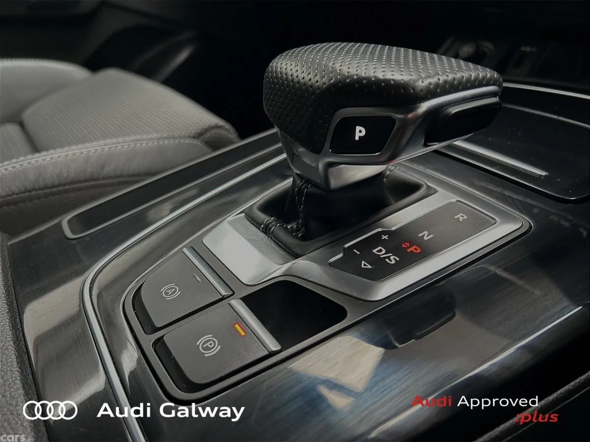 Audi Q5 SUV, Diesel, 2023, Blue