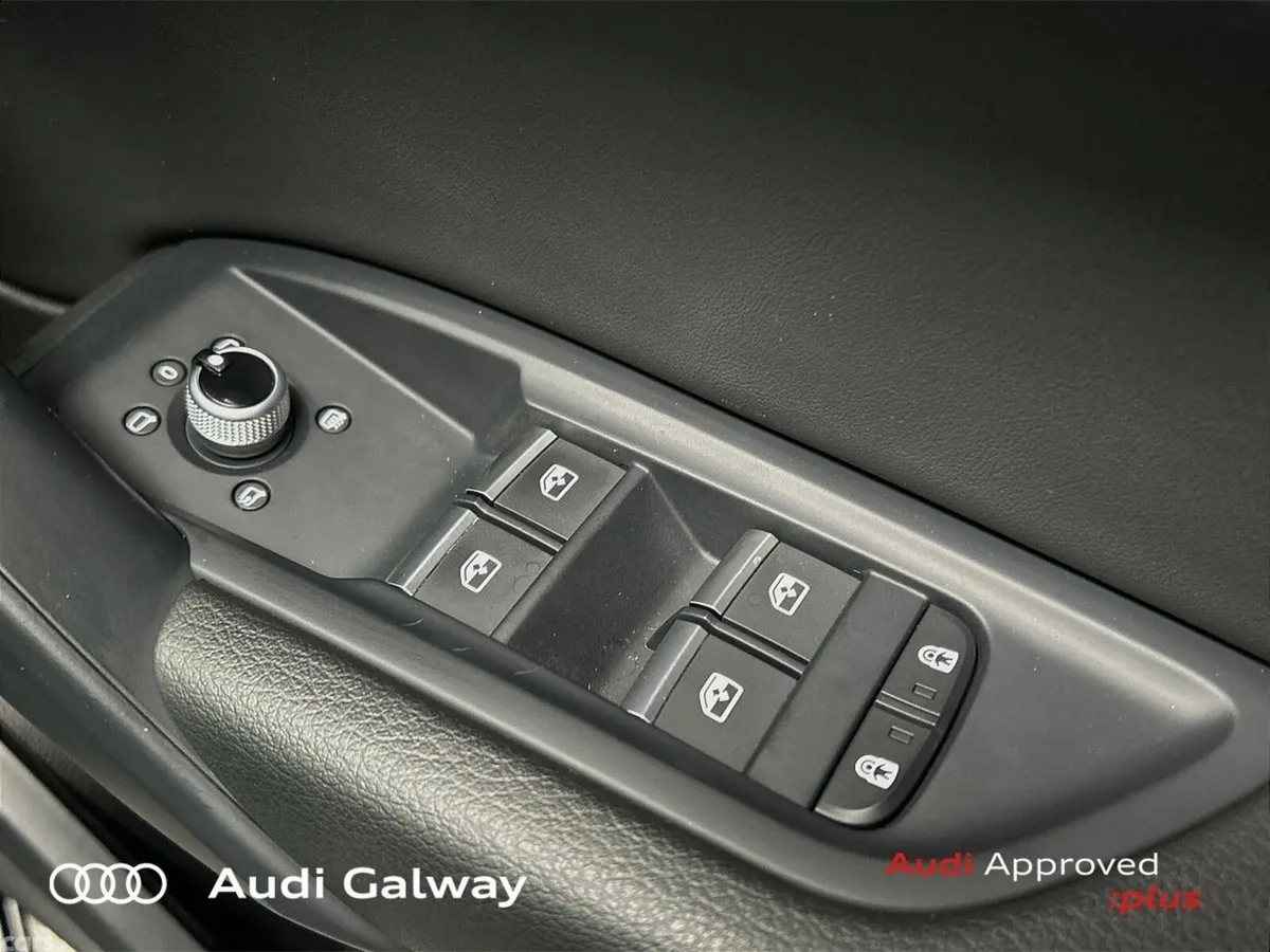 Audi Q5 SUV, Diesel, 2023, Blue