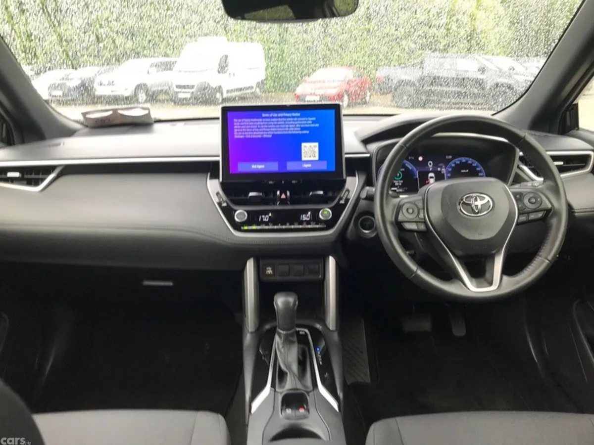 Toyota Corolla Cross Hatchback, Petrol Hybrid, 2024, Black