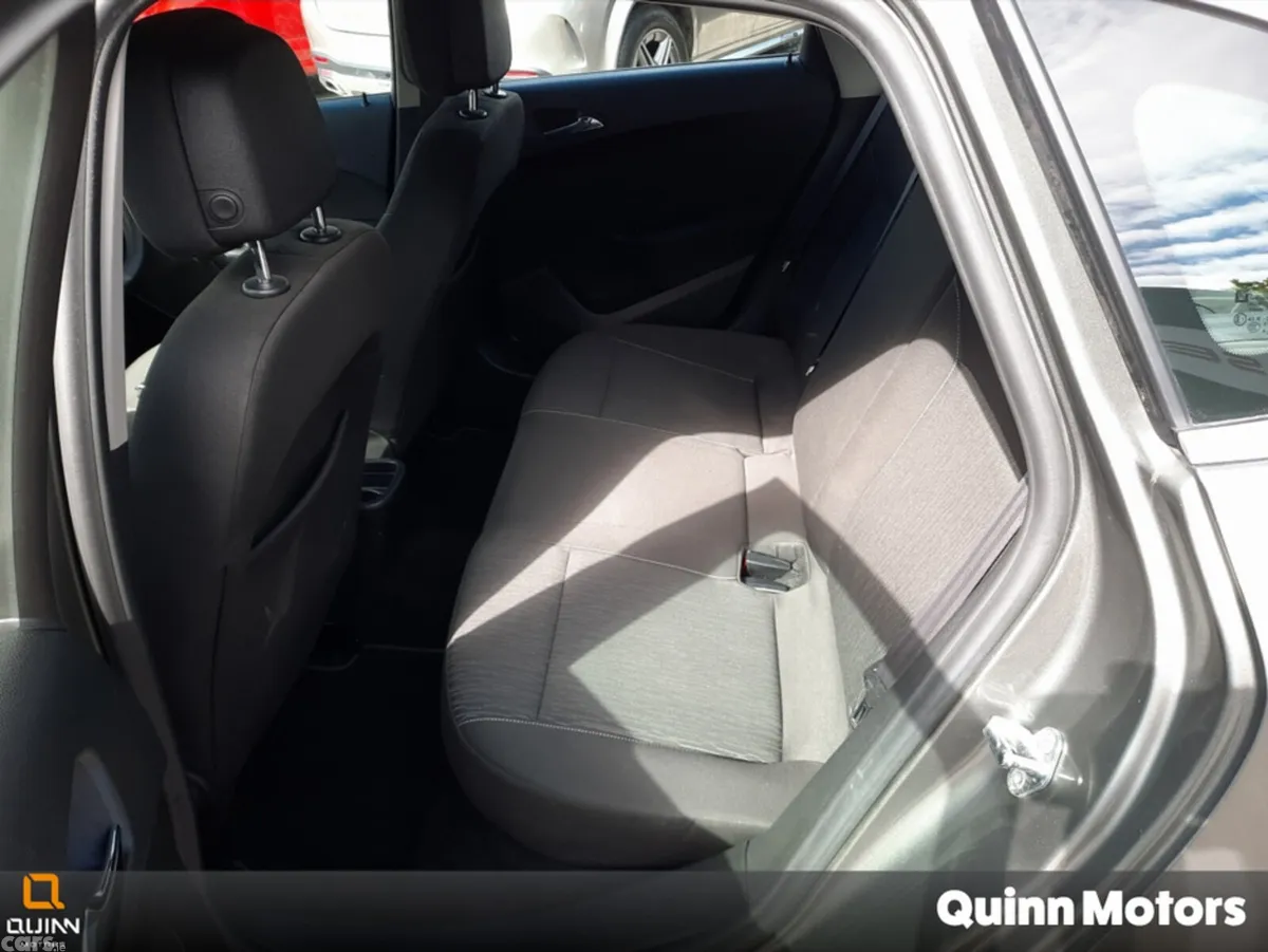 Opel Astra Saloon, Diesel, 2017, Grey