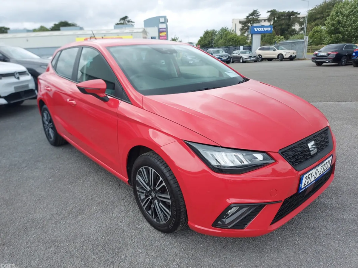 SEAT Ibiza Hatchback, Petrol, 2025, Red