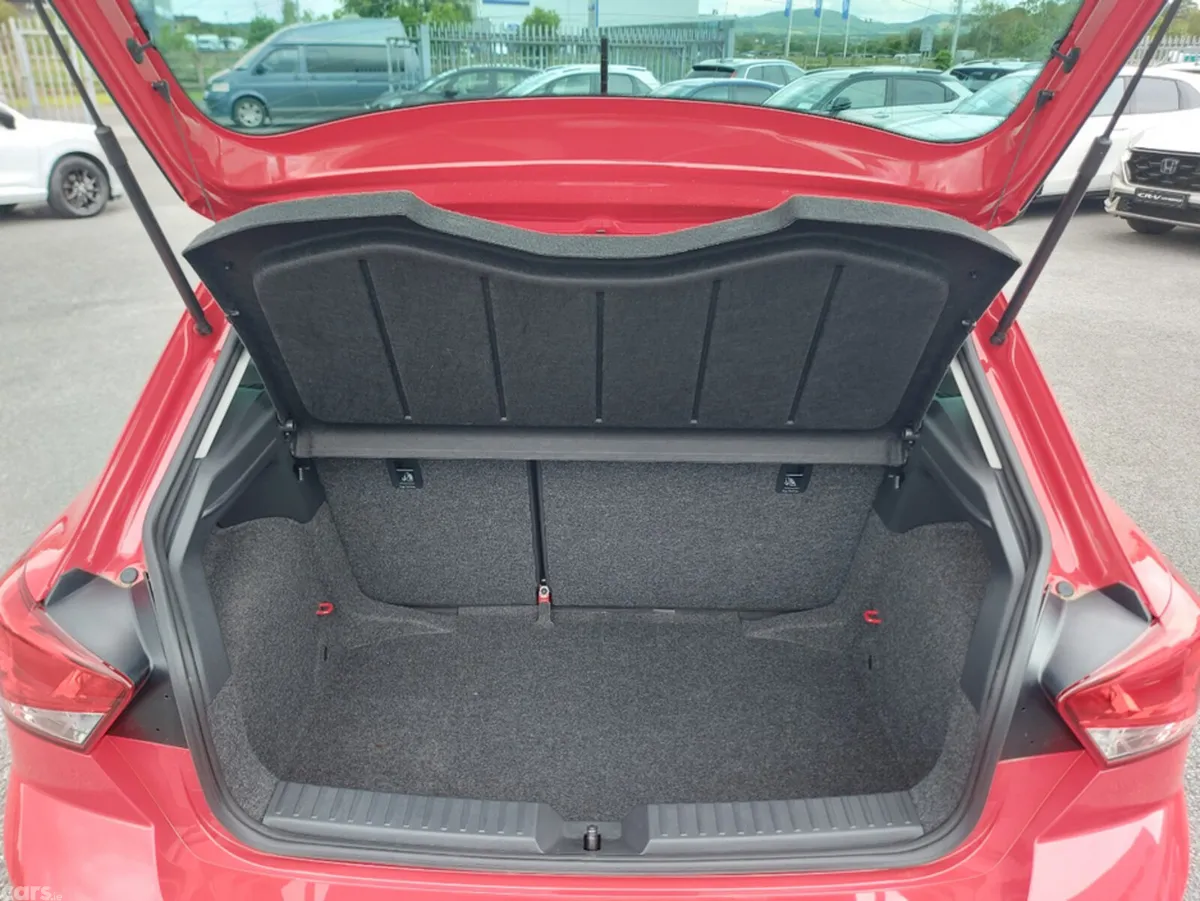SEAT Ibiza Hatchback, Petrol, 2025, Red