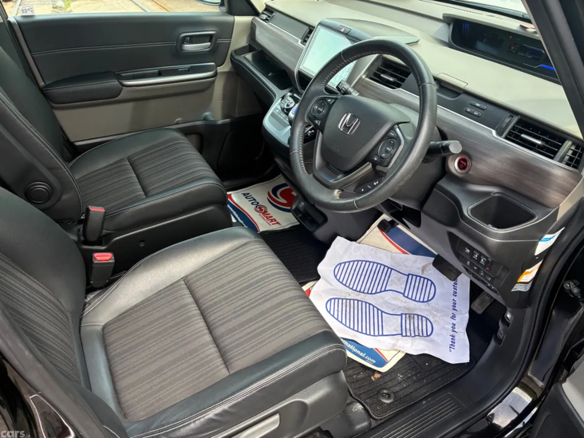 Honda Freed Hatchback, Petrol Hybrid, 2019, Black
