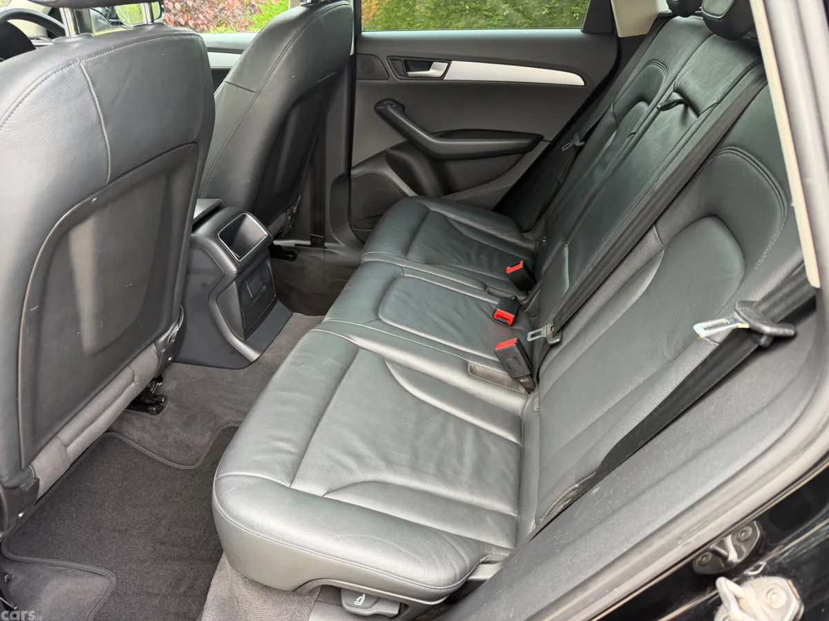 Audi Q5 SUV, Diesel, 2011, Black