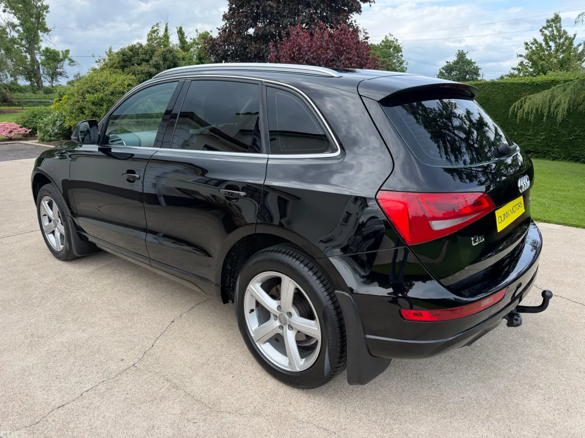 Audi Q5 SUV, Diesel, 2011, Black