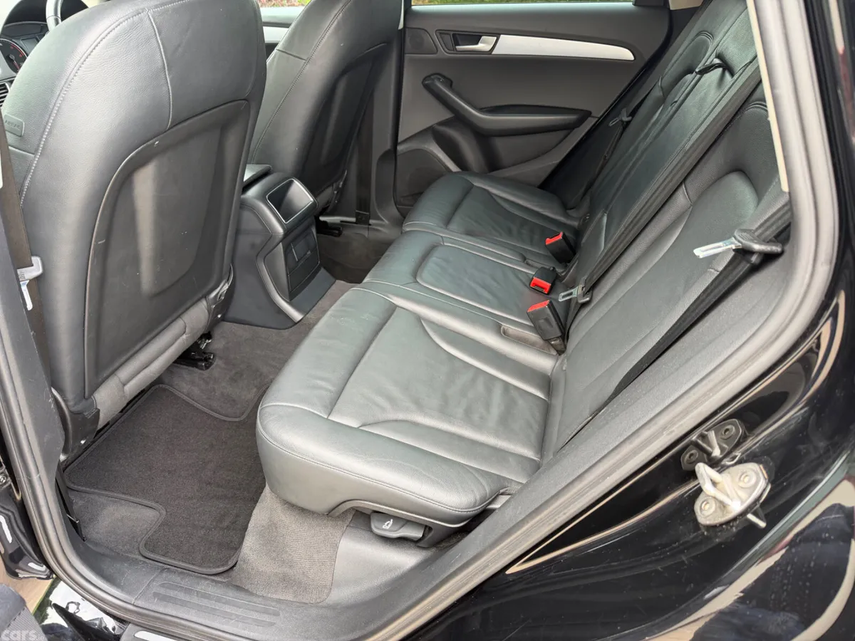 Audi Q5 SUV, Diesel, 2011, Black
