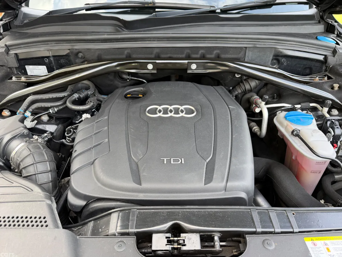 Audi Q5 SUV, Diesel, 2011, Black