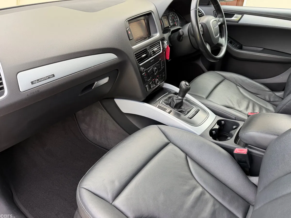 Audi Q5 SUV, Diesel, 2011, Black