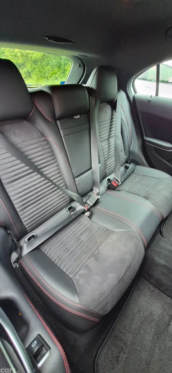 Mercedes-Benz A-Class Hatchback, Petrol, 2013, Silver