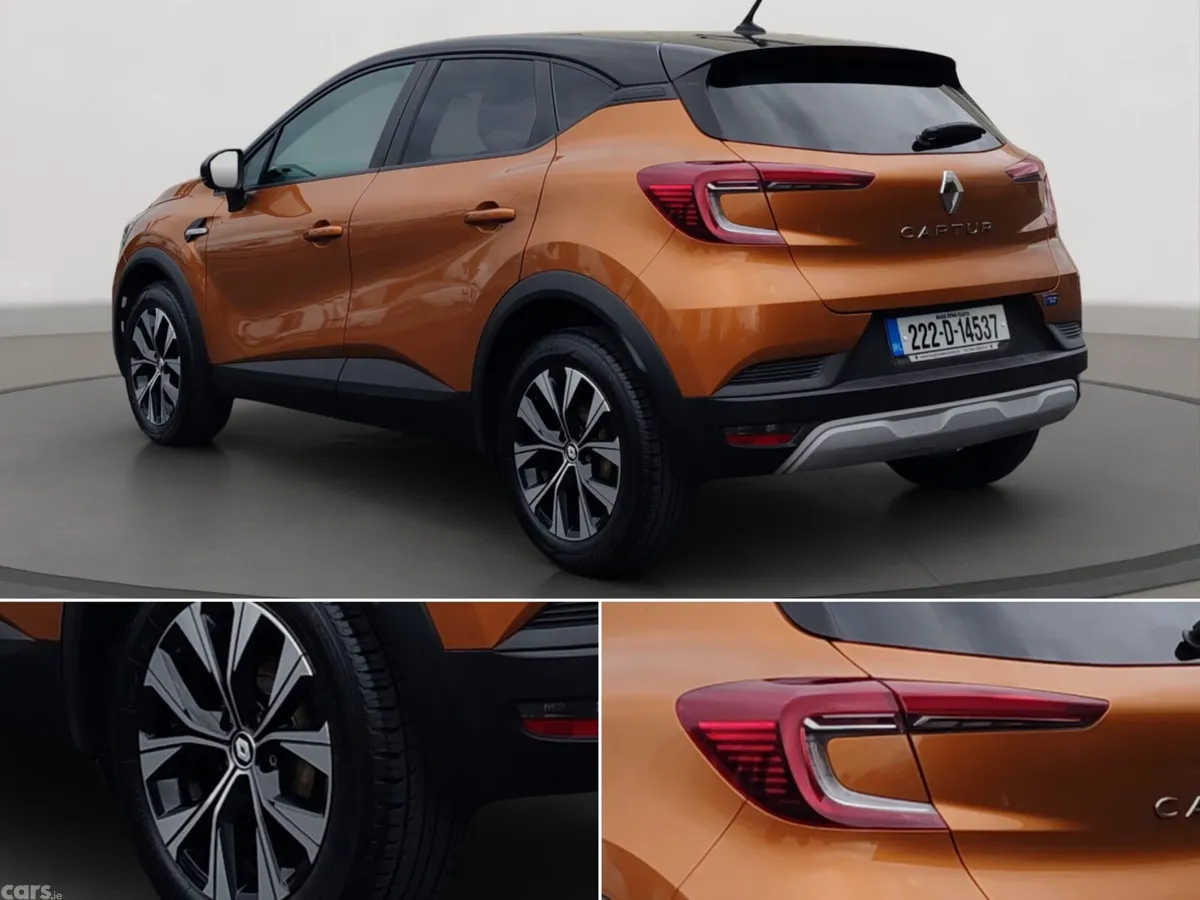 Renault Captur Hatchback, Petrol, 2022, Orange