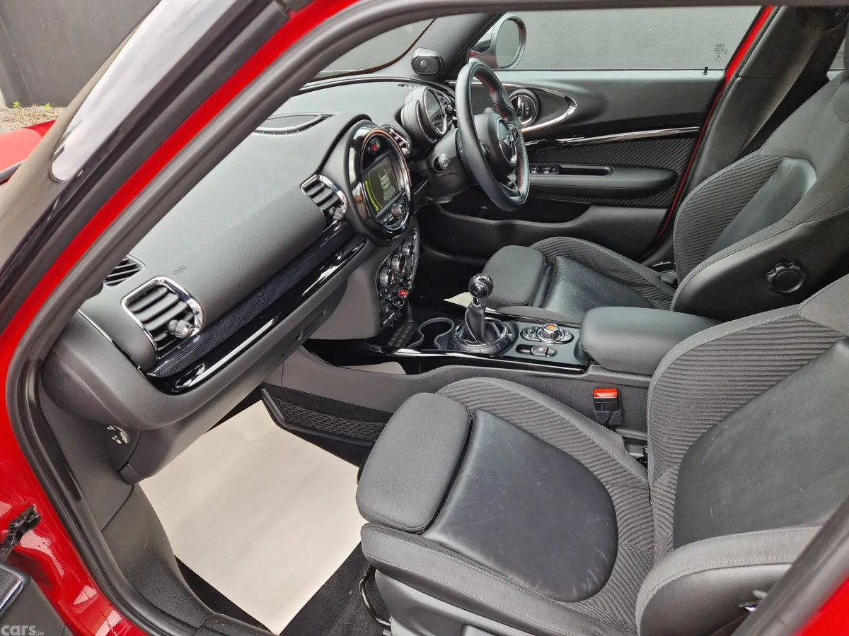 Mini Clubman Hatchback, Petrol, 2017, Red