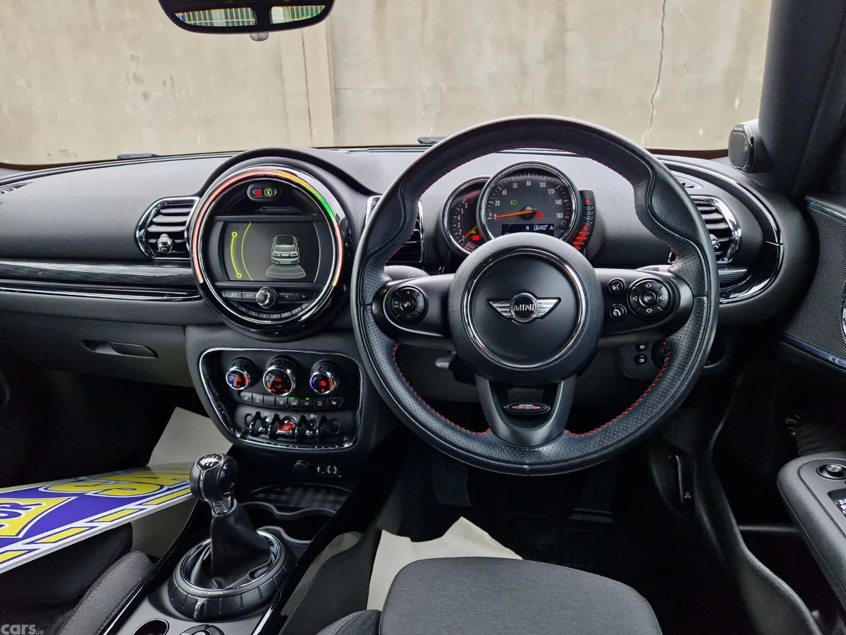 Mini Clubman Hatchback, Petrol, 2017, Red