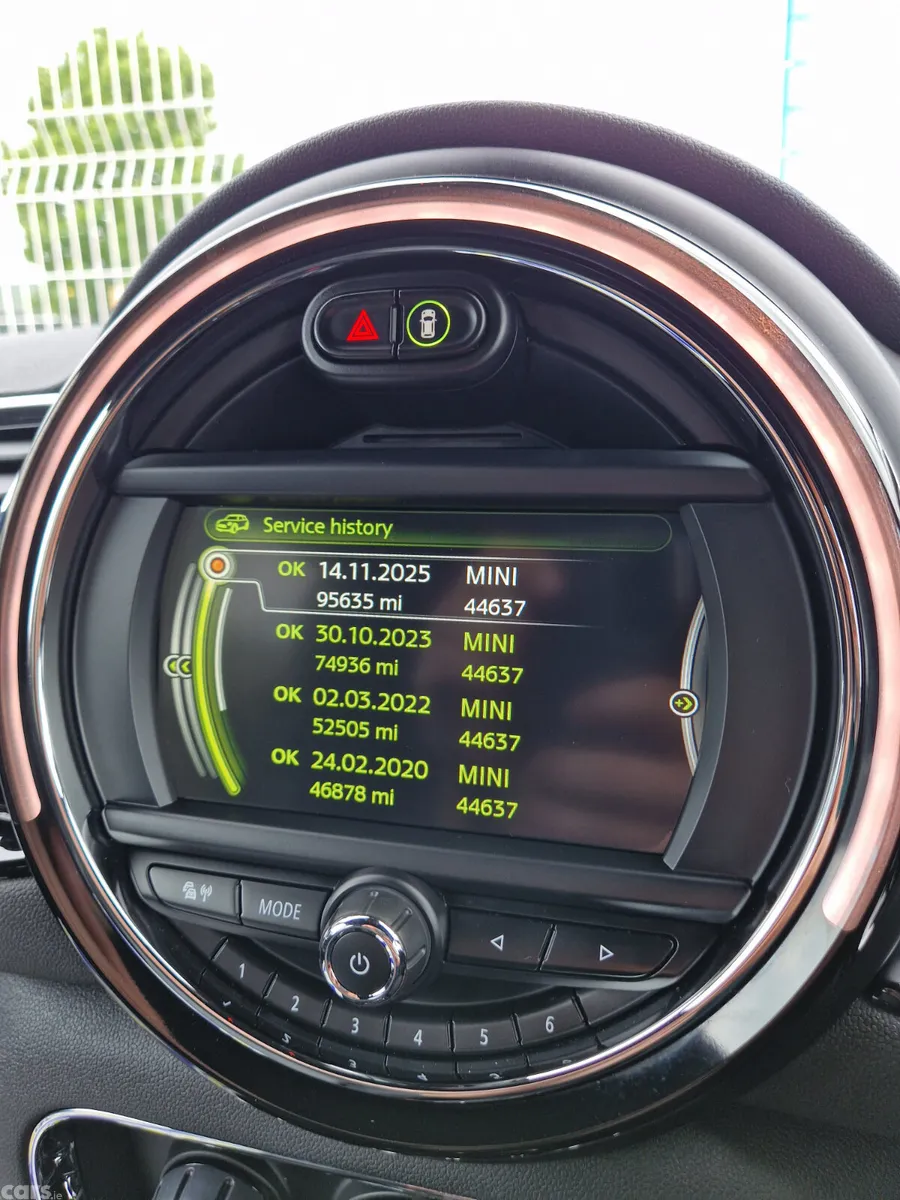 Mini Clubman Hatchback, Petrol, 2017, Red