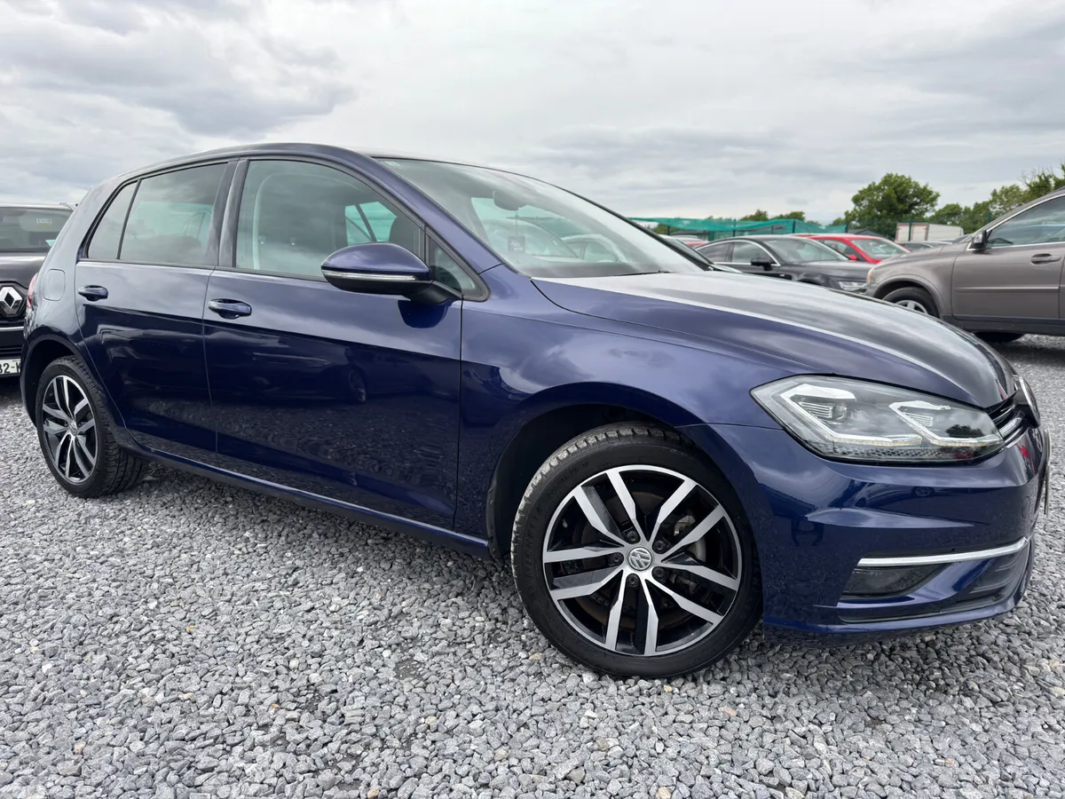 Volkswagen Golf Hatchback, Petrol, 2018, Blue