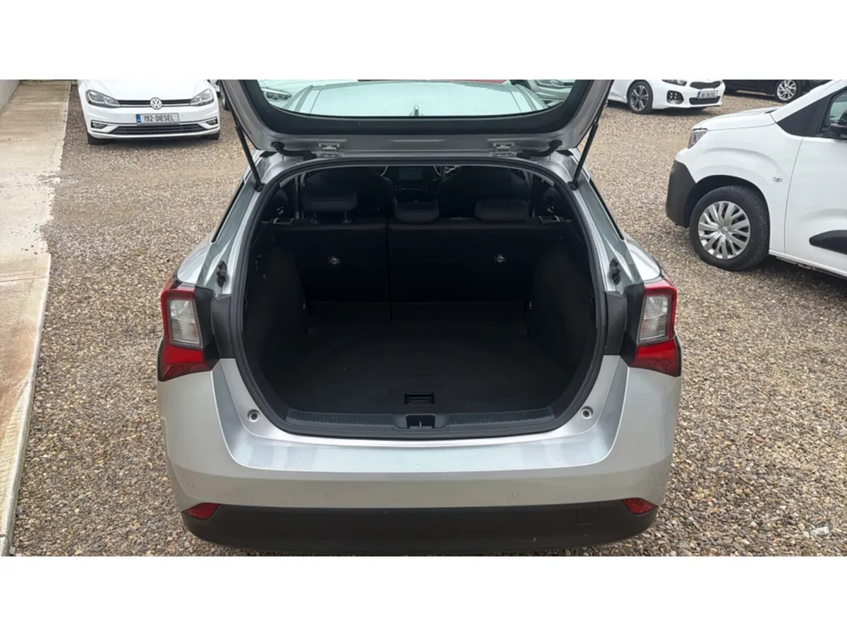Toyota Prius Hatchback, Petrol Hybrid, 2021, Silver