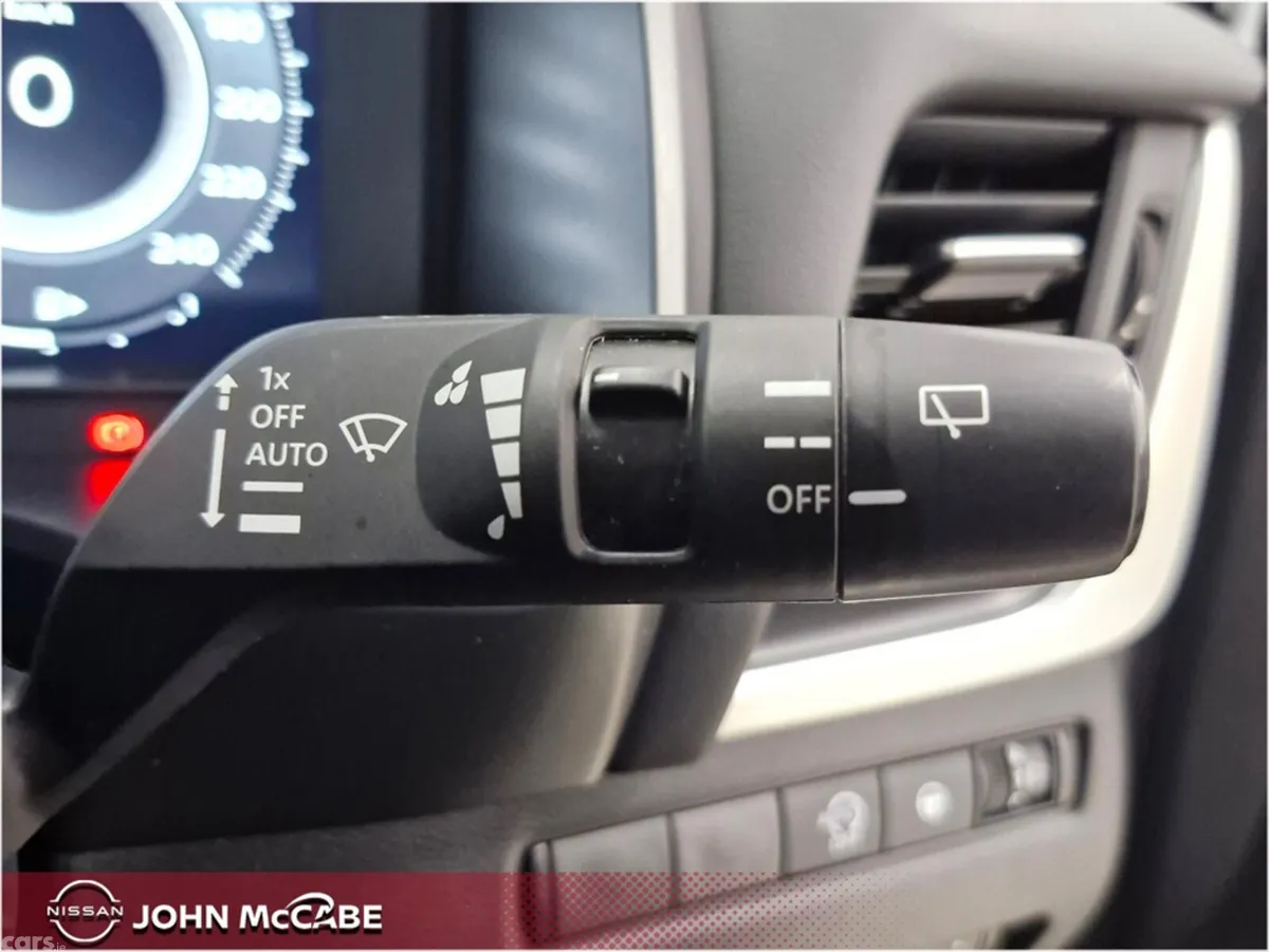 Nissan Qashqai MPV, Petrol Hybrid, 2026, White