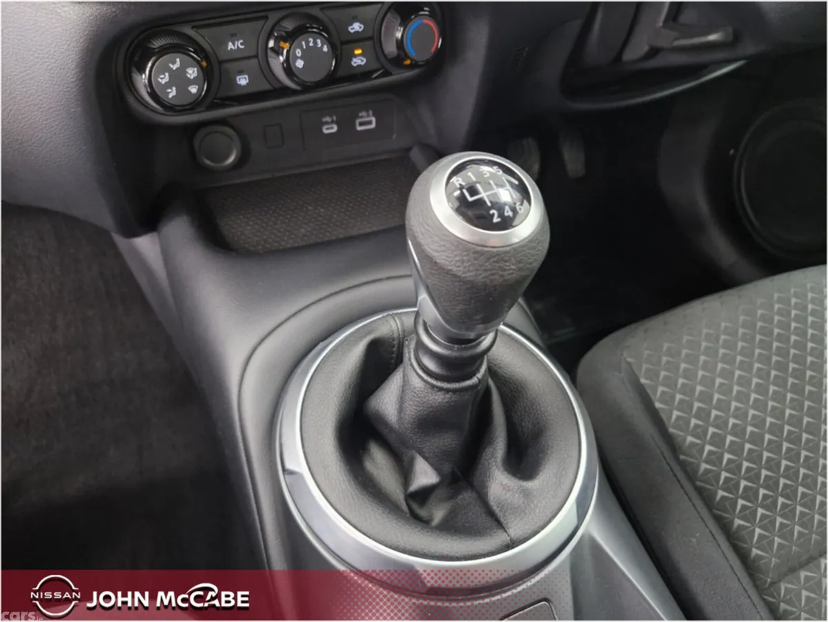 Nissan Juke MPV, Petrol, 2025, Grey