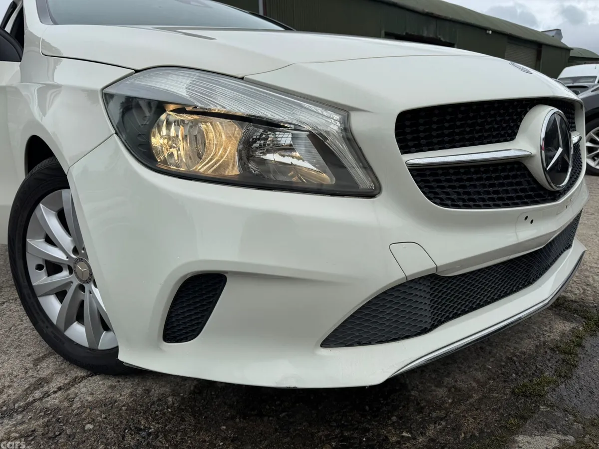 Mercedes-Benz A-Class Hatchback, Petrol, 2016, White