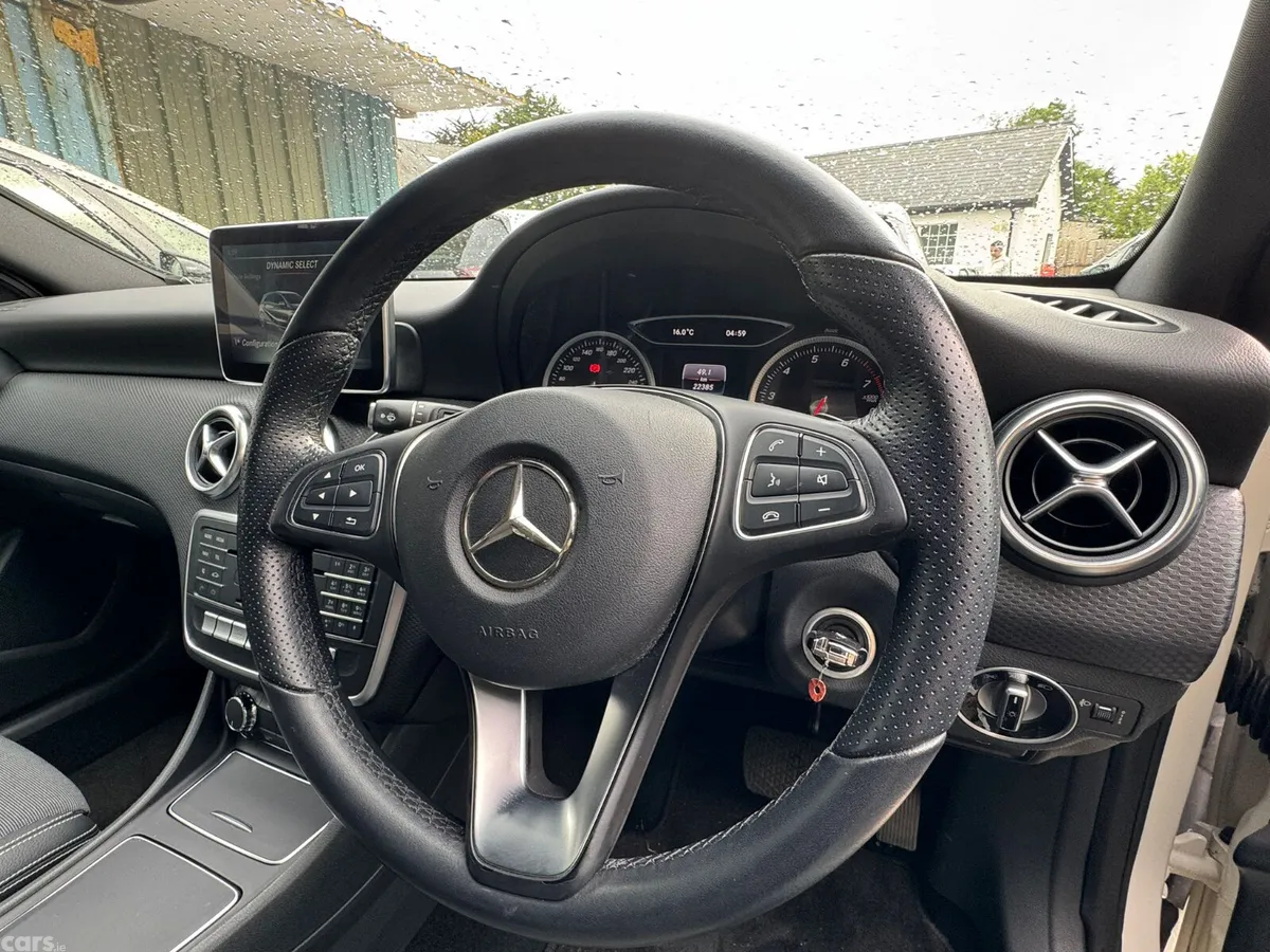 Mercedes-Benz A-Class Hatchback, Petrol, 2016, White