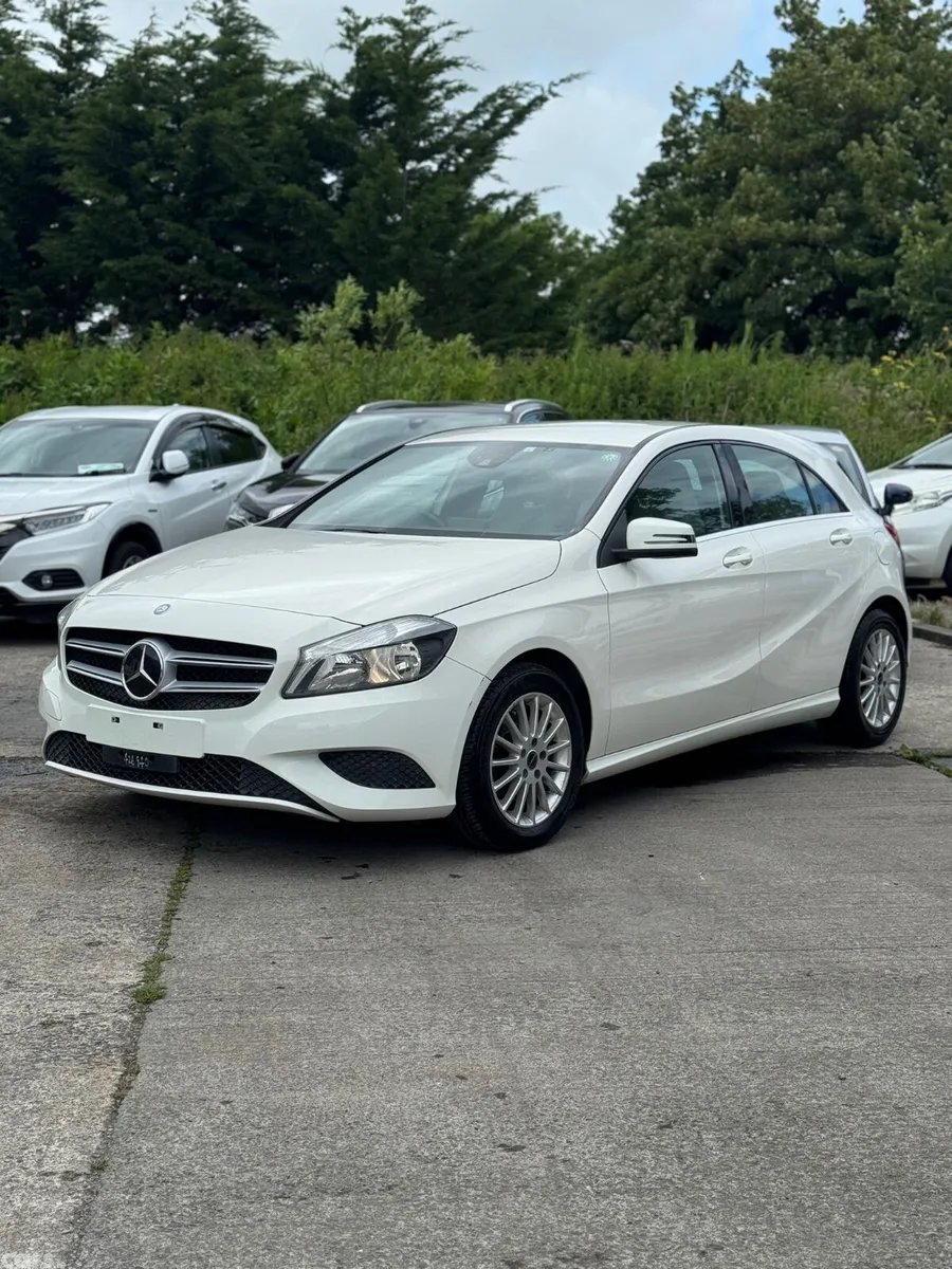 Mercedes-Benz A-Class Hatchback, Petrol, 2014, White