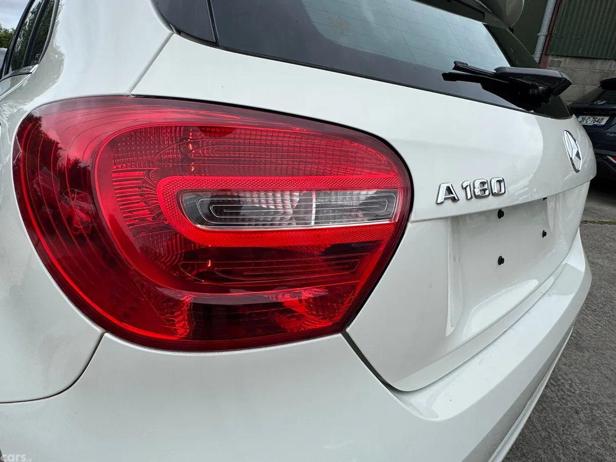 Mercedes-Benz A-Class Hatchback, Petrol, 2014, White