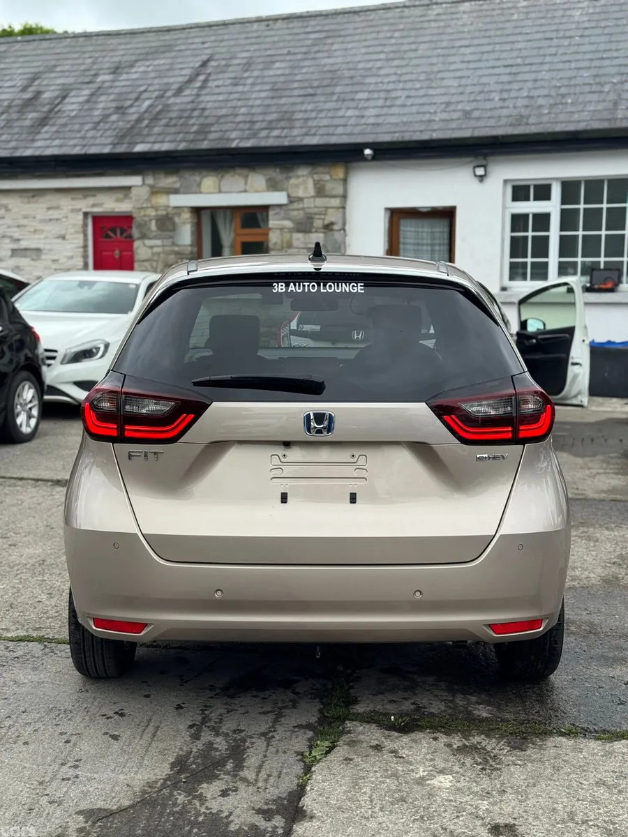 Honda Fit Hatchback, Petrol Hybrid, 2022, Gold