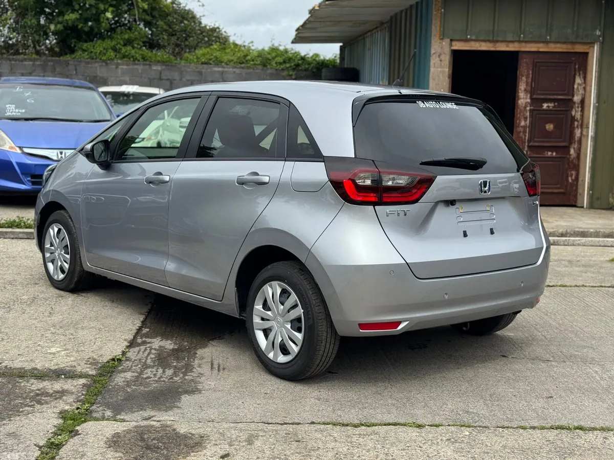 Honda Fit Hatchback, Petrol Hybrid, 2024, Silver
