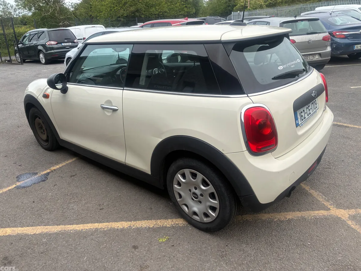Mini One Hatchback, Diesel, 2016, White