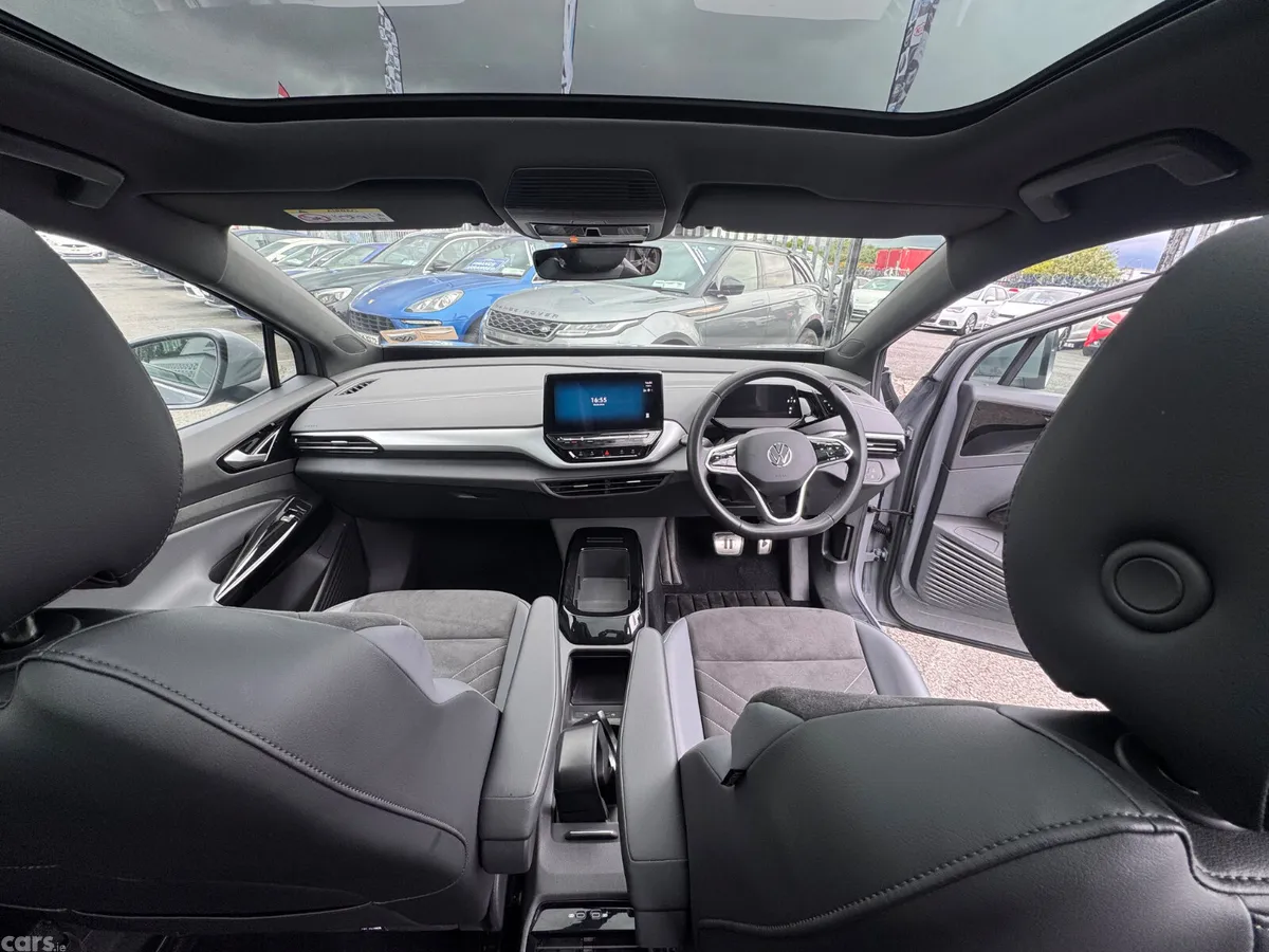 Volkswagen ID.4 Estate, Electric, 2023, Grey