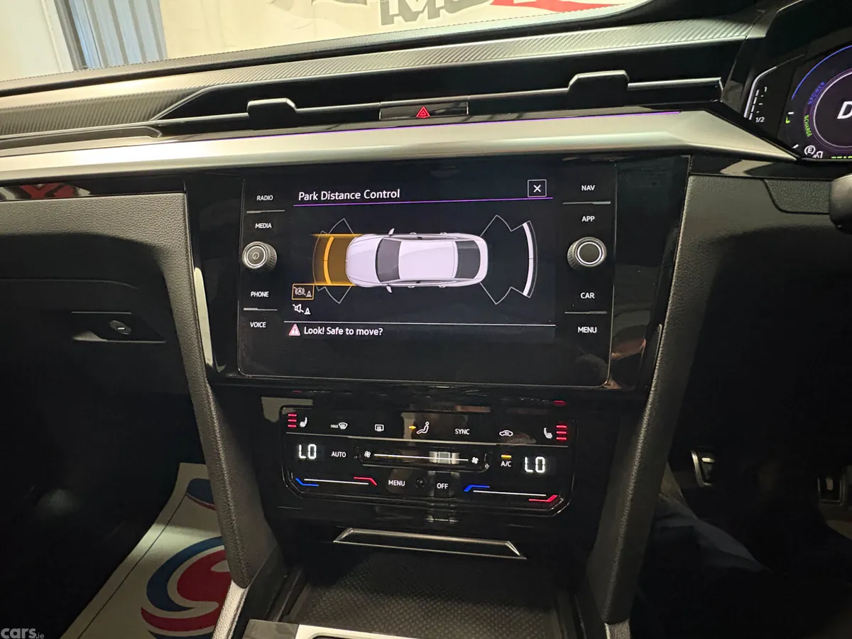 Volkswagen Arteon Hatchback, Petrol Hybrid, 2022, Silver