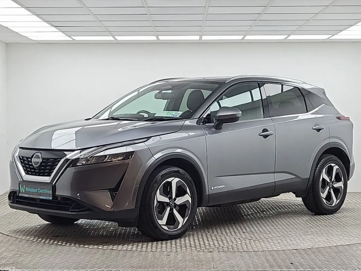 Nissan Qashqai MPV, Petrol, 2024, Grey