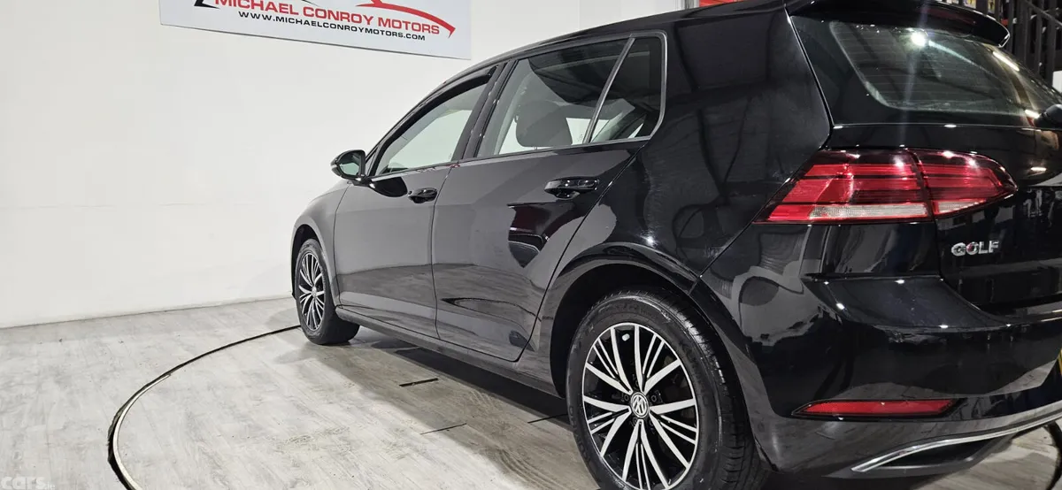 Volkswagen Golf Hatchback, Diesel, 2018, Black